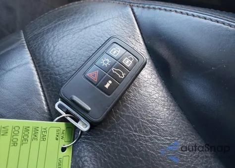 2012 Volvo Xc60 3.2/3.2 Platinum/3.2 Premier/3.2 Premier Plus z USA, uszkodzony, nr VIN YV4940DZXC2323160